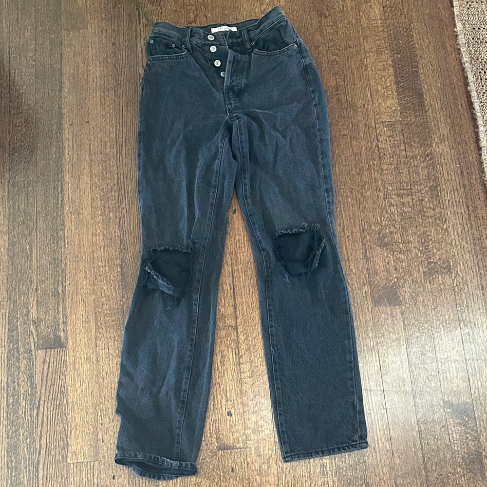 Black Distressed Jeans
